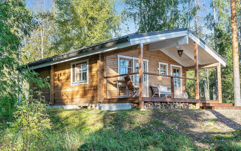 Lahdenpohja, Vaikon Loma 7: Holz, Hütte, Haus, Zuhause, Ländliches Gebiet, Dach, Abstellgleis, Blockhaus, Veranda, Gartenbauten