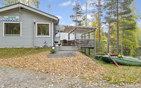 Lahdenpohja, Vaikon Loma 7: Haus, Hütte, Zuhause, Grundstueck, Ländliches Gebiet, Abstellgleis, Gartenbauten, Blockhaus, Veranda
