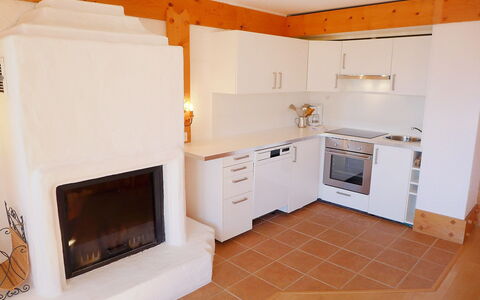 Villars 783: Zimmer, Eigentum, Feuerstelle, Möbel, Fussboden, Küche, Haus, Major Appliance, Gebäude, Interior Design