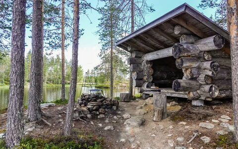 Villa Mitja: Holz, Abstellgleis, Hütte, Haus, Zuhause, Planke, Gartenbauten, Blockhaus, Hartholz, Veranda