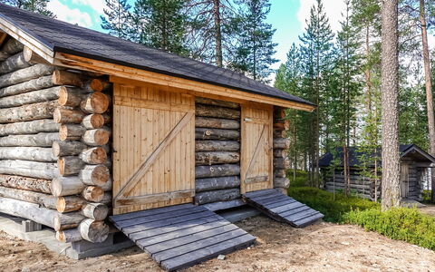 Villa Mitja: Holz, Abstellgleis, Hütte, Haus, Zuhause, Planke, Gartenbauten, Blockhaus, Hartholz, Veranda