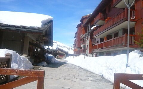 Tignes 396: Schnee, \Stadt, Winter, Gebäude, Nachbarschaft, Strasse, Einfrieren, Die Architektur, Haus, Strasse