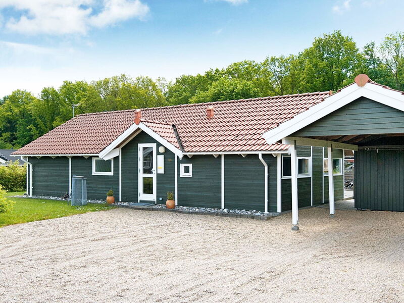 Pøt Strandby