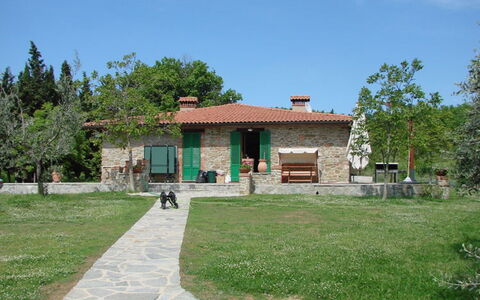 Civitella: Eigentum, Haus, Zuhause, Grundeigentum, Gebäude, Grundstueck, Wohngebiet, Estate, Garten, Hütte