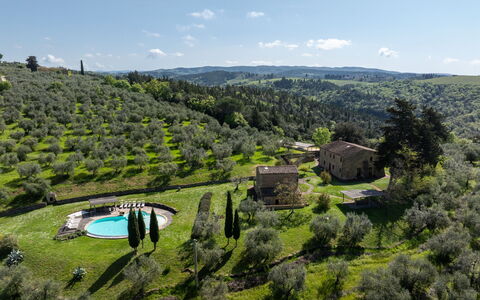 Villa Ferdinando: Landschaft, Bauernhaus, Plantage, Chaparral, Schloss