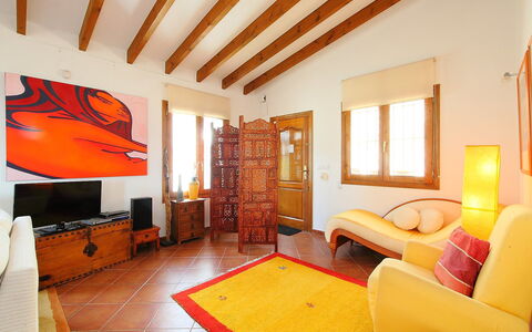Del Azahar: Zimmer, Interior Design, Orange, Eigentum, Möbel, Decke, Gebäude, Haus, Gelb, Wohnzimmer