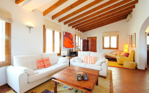 Del Azahar: Zimmer, Eigentum, Wohnzimmer, Gebäude, Möbel, Interior Design, Haus, Decke, Grundeigentum, Suite