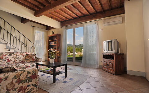 Casa Fabrizio: Möbel, Pflanze, Blumentopf, Zimmerpflanze, Holz, Gebäude, Interior Design, Tabelle, Komfort, Cabinetry