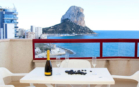 Calpe Calp 867: Blau, Tabelle, Zimmer, Möbel, Wandgemälde, Hintergrund, Meer, Die Architektur, Ozean, Gartenmöbel