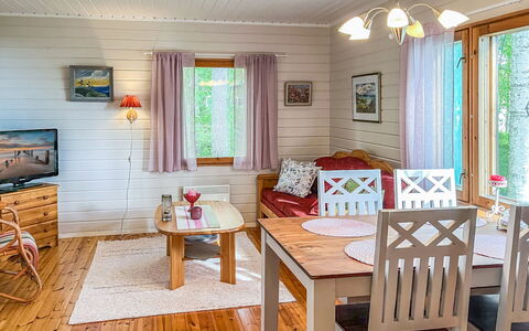 Leppäranta: Flooring, Holz, Interior Design, Fussboden, Decke, Möbel, Holzboden, Beleuchtung, Zimmer, Zuhause