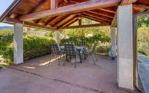 Franjo: Schatten, Resort, Outdoor Struktur, Garten, Strahl, Eco Hotel, Schwimmbad, Holzbeize, Terrasse, Gartenmöbel