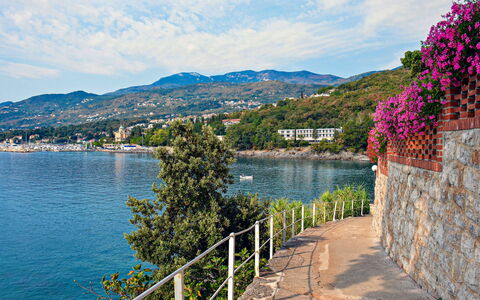 Opatija Ika 106: Blau, Wasser, Gewässer, Bergforms, Küste, Hügel, Küsten Und Ozeanische Forms, Berg, Meer, Hochland