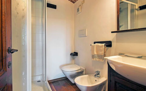 Cinigiano 100: Badezimmer, Zimmer, Eigentum, Interior Design, Gebäude, Wand, Fussboden, Die Architektur, Armatur, Sinken