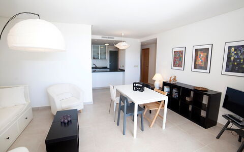 Altea 49: Zimmer, Eigentum, Möbel, Interior Design, Gebäude, Tabelle, Haus, Decke, Fussboden, Esszimmer