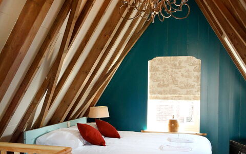 Voc-Huys: Zimmer, Schlafzimmer, Möbel, Interior Design, Eigentum, Bett, Vorhang, Decke, Suite, Wand
