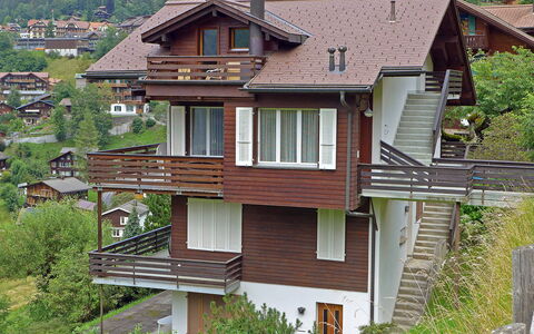 Melodie Apt.w: Gebäude, Fenster, Haus, Pflanze, Holz, Baum, Grundstueck, Hütte, Nachbarschaft, Urban Design