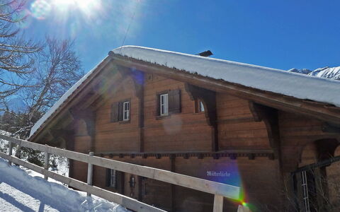Wätterlücke: Schnee, Winter, Dach, Haus, Eigentum, Zuhause, Himmel, Blockhaus, Abstellgleis, Gebäude