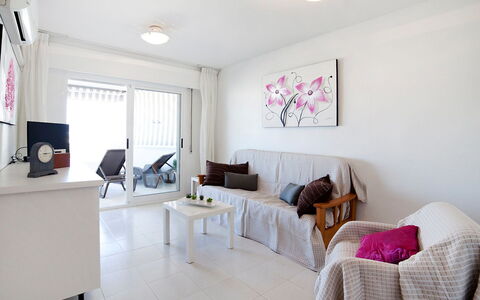 Calpe Calp 898: Eigentum, Zimmer, Möbel, Interior Design, Schlafzimmer, Grundeigentum, Wohnzimmer, Gebäude, Haus, Fussboden