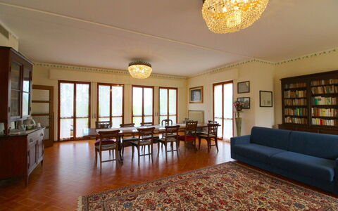 Villa Quattro Mori: Zimmer, Eigentum, Gebäude, Wohnzimmer, Interior Design, Möbel, Fussboden, Grundeigentum, Haus, Decke