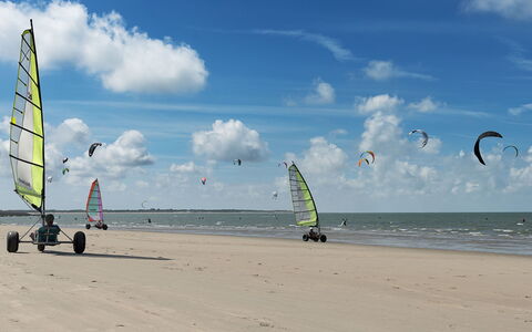 Ganuenta: Himmel, Wasser, Wolke, Boot, Watercraft, Strand, Erholung Im Freien, Sport, Freizeit