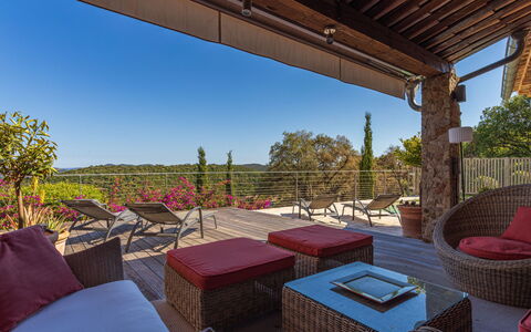 Le Pas de Courtin: Möbel, Stuhl, Gartenmöbel, Tabelle, Schatten, Tisch Im Freien, Eco Hotel, Resort, Terrasse, Garten