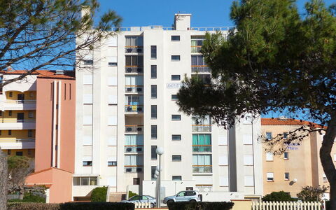 Le Barcarès 480: Wohngebiet, Eigentum, Gebäude, Die Architektur, Haus, Daytime, Wohnung, Grundeigentum, Nachbarschaft, Eigentumswohnung