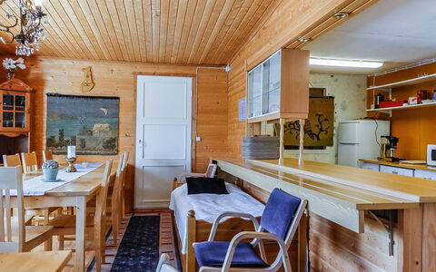 Itätullinkievari: Holz, Hütte, Blockhaus, Wald, Schuppen, Gartenbauten, Lärche, Wald, Holzbeize
