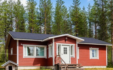 Itätullinkievari: Holz, Hütte, Blockhaus, Wald, Schuppen, Gartenbauten, Lärche, Wald, Holzbeize