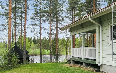 Yläneuvola Silta: Hütte, Haus, Zuhause, Gartenbauten, Abstellgleis, Blockhaus, Bauernhaus, Estate, Schuppen, Garten