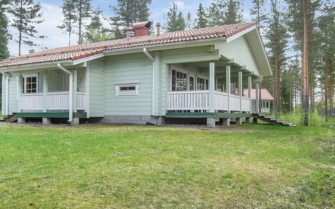 Yläneuvola Silta: Hütte, Haus, Zuhause, Gartenbauten, Abstellgleis, Blockhaus, Bauernhaus, Estate, Schuppen, Garten