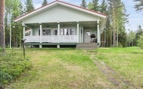 Yläneuvola Silta: Hütte, Haus, Zuhause, Gartenbauten, Abstellgleis, Blockhaus, Bauernhaus, Estate, Schuppen, Garten