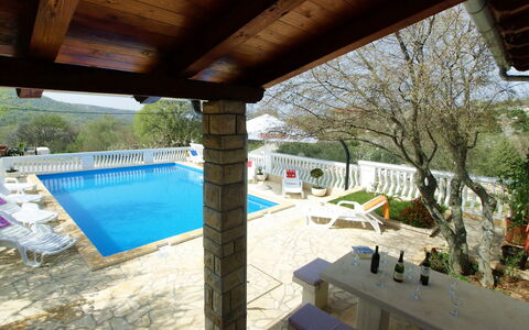 Villa Ana: Eigentum, Schwimmbad, Gebäude, Haus, Grundeigentum, Die Architektur, Terrasse, Veranda, Urlaub, Villa