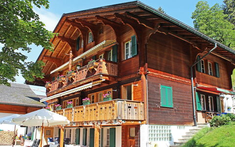 Chalet Jrene: Haus, Gebäude, Eigentum, Zuhause, Die Architektur, Grundeigentum, Abstellgleis, Wohngebiet, Dach, Hütte
