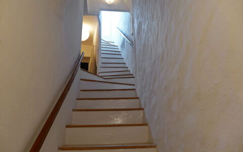 La Cadièrienne: Treppe, Geländer, Die Architektur, Zimmer, Wand, Gips, Gebäude, Daylighting, Haus, Fussboden
