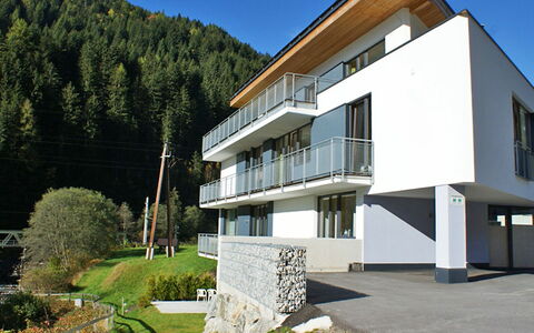 Flirscherblick: Eigentum, Haus, Die Architektur, Gebäude, Zuhause, Fassade, Grundeigentum, Wohngebiet, Wohnung, Villa