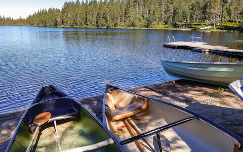 Mustalampi 2 Kurkiaura: Blau, Wasser, Boot, Watercraft, Boote Und Boating - Geräte Und Materialien, Wasserweg, Reflexion, See, Bank, Wasserlauf
