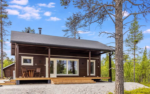 Villa Goskanjavri: Holz, Zuhause, Hütte, Abstellgleis, Hartholz, Blockhaus, Gartenbauten, Planke, Veranda, Wald