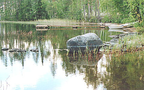 Eteläranta: Wasservorräte, Wasser, Gewässer, Natürlichen Umgebung, Wasserlauf, Natürliche Landschaft, Bank, \Fels, Auwald