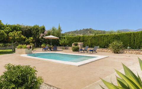 Cas Pec: Schwimmbad, Garten, Landscaping, Schatten, Gartenmöbel, Resort, Design, Eco Hotel, Flagstone, Regenschirm