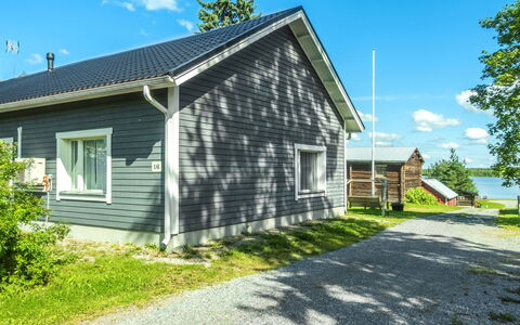 Aamunkoi: Hütte, Grundstueck, Blockhaus, Ufer, Reservoir, Schuppen, Gartenbauten, Klang, Wald