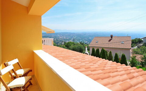 Villa Olea: Eigentum, Gebäude, Grundeigentum, Haus, Wand, Zimmer, Azurblau, Die Architektur, Dach, Wohnung