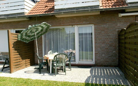 Kluntje: Gebäude, Eigentum, Möbel, Tabelle, Holz, Mauerwerk, Stuhl, Fenster, Backstein, Hütte