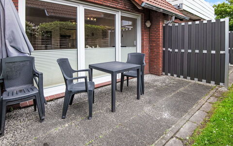 Teetied: Schatten, Blumentopf, Zimmerpflanze, Gartenmöbel, Hof, Garten, Balkon, Stuhl, Design, Terrasse