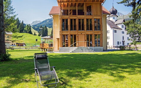 Von Capeller: Haus, Eigentum, Grün, Gebäude, Die Architektur, Estate, Zuhause, Grundeigentum, Baum, Gras
