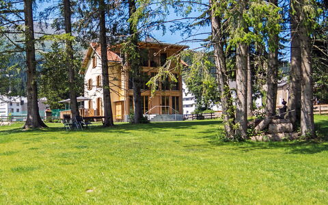 Von Capeller: Eigentum, Haus, Baum, Zuhause, Gras, Estate, Grundeigentum, Hütte, Rasen, Gebäude