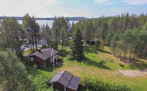 Lystikämän Tupa: Ländliches Gebiet, Bergstation, Dorf, Gebirge, Senke, Bergdorf, Alpen, Eco Hotel, Balkon, Hotel