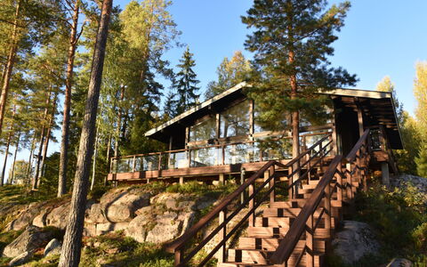 Villa Miestamo: Holz, Wald, Hütte, Blockhaus, Wald, Hartholz, Veranda, Lärche, Schatten, Holz