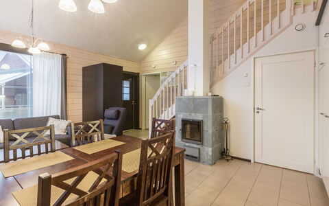 Sointuilevi 2 D 13: Flooring, Holz, Interior Design, Fussboden, Decke, Möbel, Holzboden, Zimmer, Zuhause, Beleuchtung