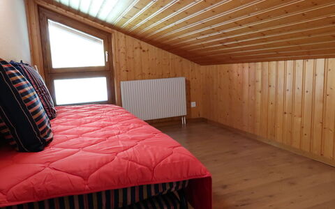 Cassiopée 26: Eigentum, Holz, Interior Design, Gebäude, Flooring, Komfort, Die Architektur, Fussboden, Wand, Holzbeize