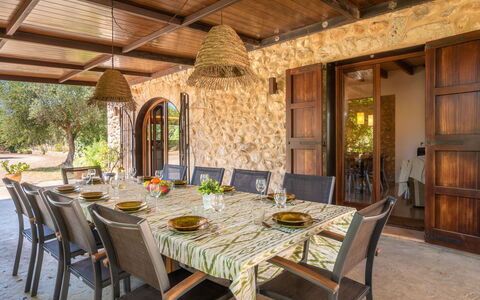 Cas Ciutada: Möbel, Küche & Esszimmer Tisch, Holz, Stuhl, Tabelle, Esszimmer, Interior Design, Tisch Im Freien, Resort, Gartenmöbel